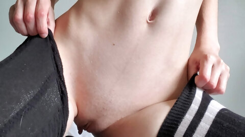 I need someone to make me unable to move.