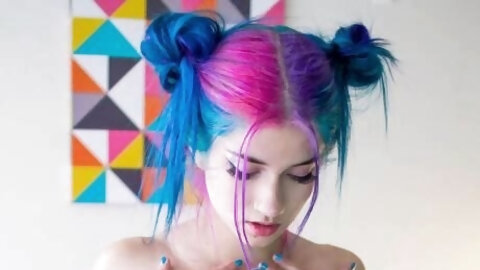 Bright hair, skinny and stockings 😍