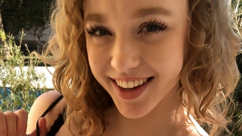 I let the girls out to play 😄 Wanna take turns? 😏