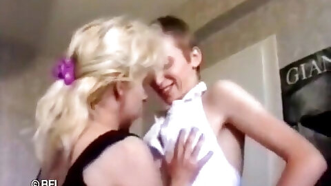 Skinny Wife and Stepmother Player Hardcore Fisting.