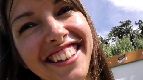 Mischievous brunette floozy fucks and deepthroats