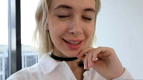 Your Girlfriend Touches Her Pussy For You