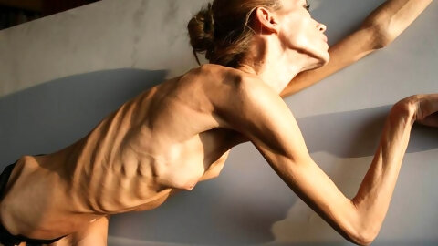 Skinny Mae Meyers Got Drilled Doggy