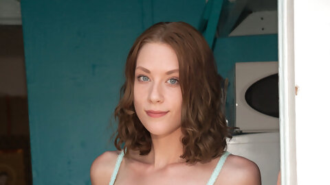 Who Is The Best Teen Squirter - Bonnie Vs Veronica - Compilation W/O Music