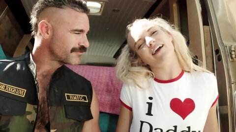 Lana Sharapova's Pit Stop