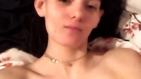 20 Y/o Russian Teasing Her Pussy On Periscope