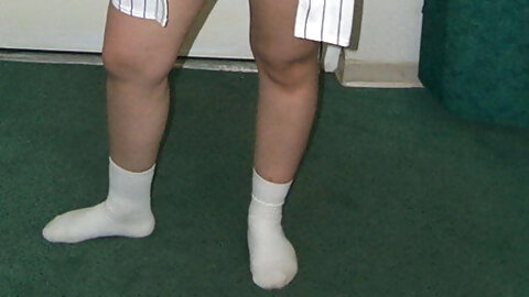 Horny Fat Chubby Teen plays with her hairy Pussy